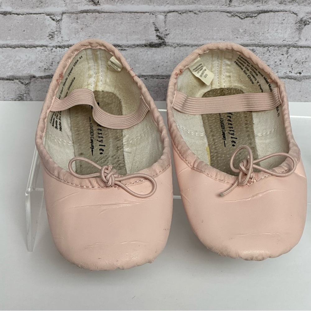 Freestyle by Danskin Size 11 Pink Ballet Leather Sole Kids Girls